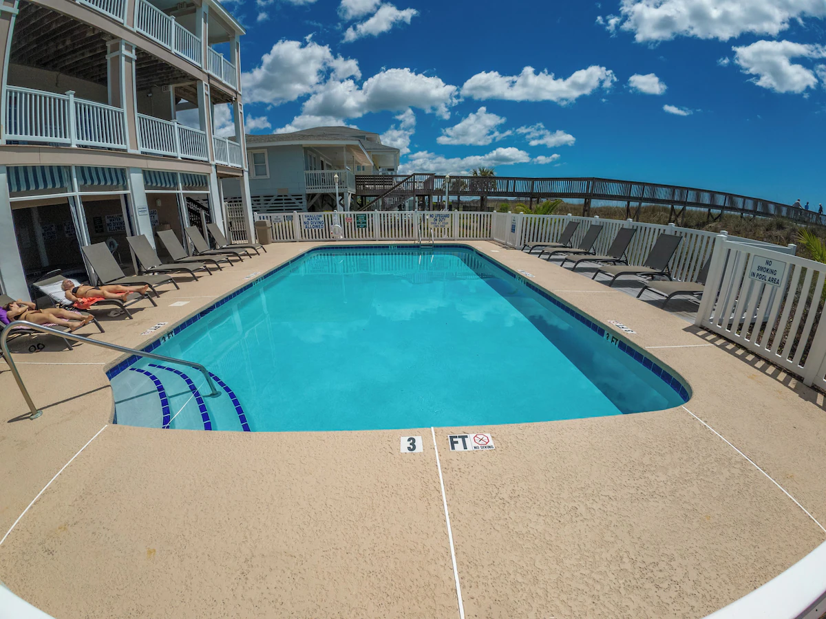 beachwalk pools