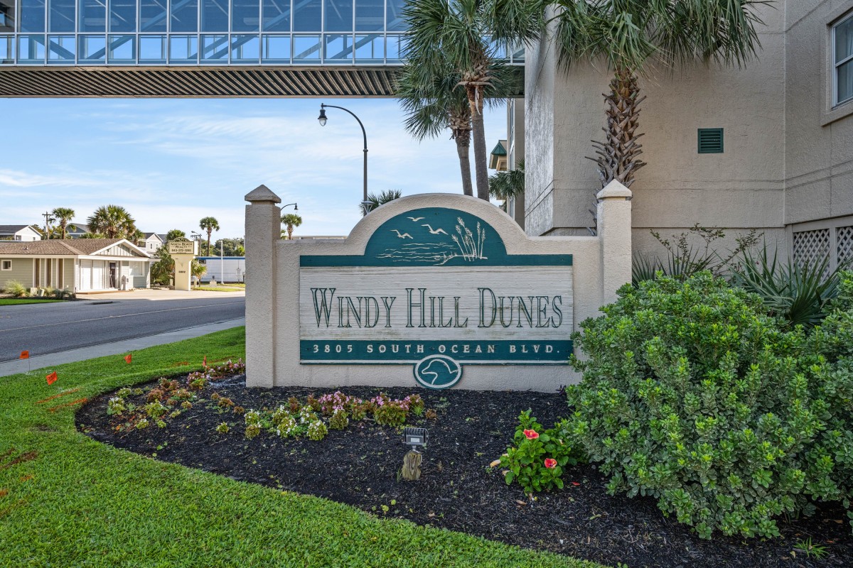 Windy Hill Dunes common area and oceanfront property view